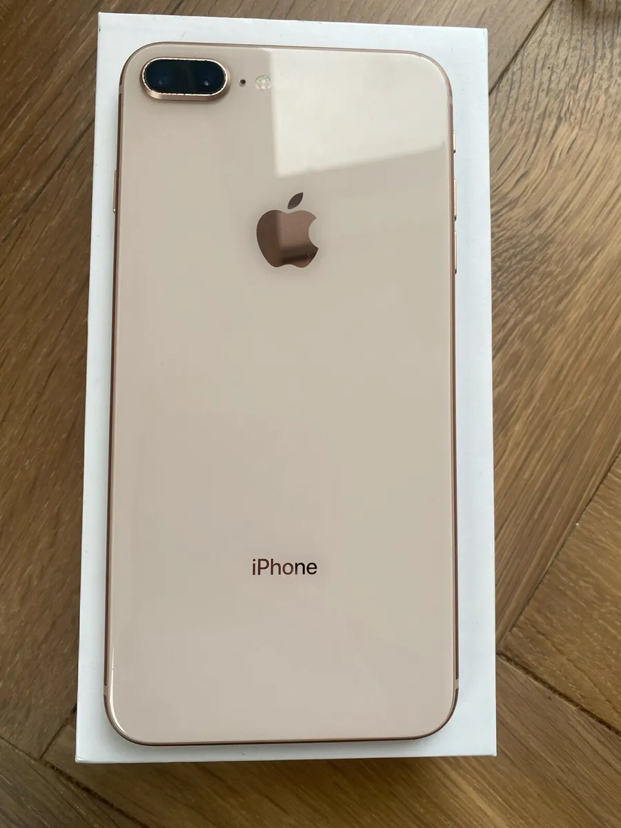 iPhone 8 Plus - Image 3