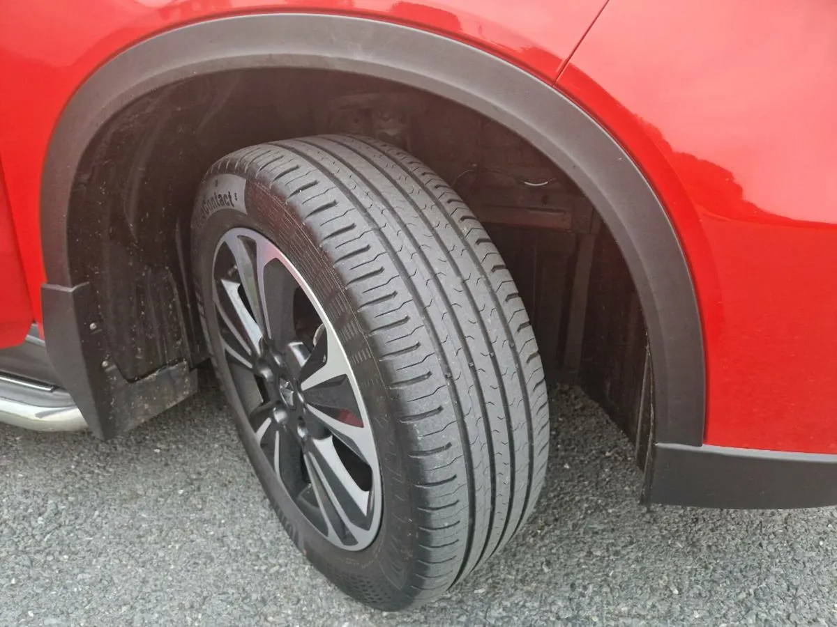 Car - Image 4
