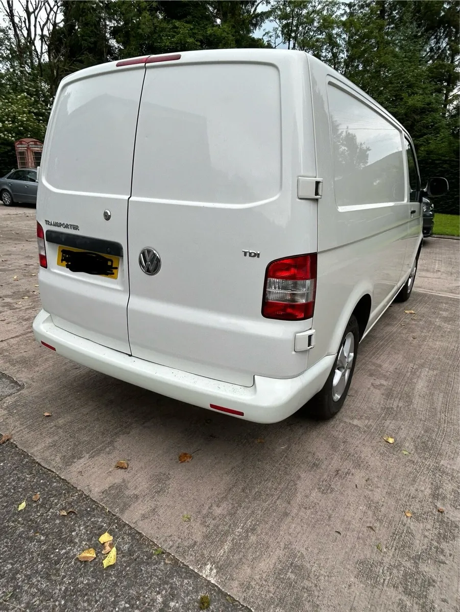 Volkswagen Transporter T5.1 - Image 3
