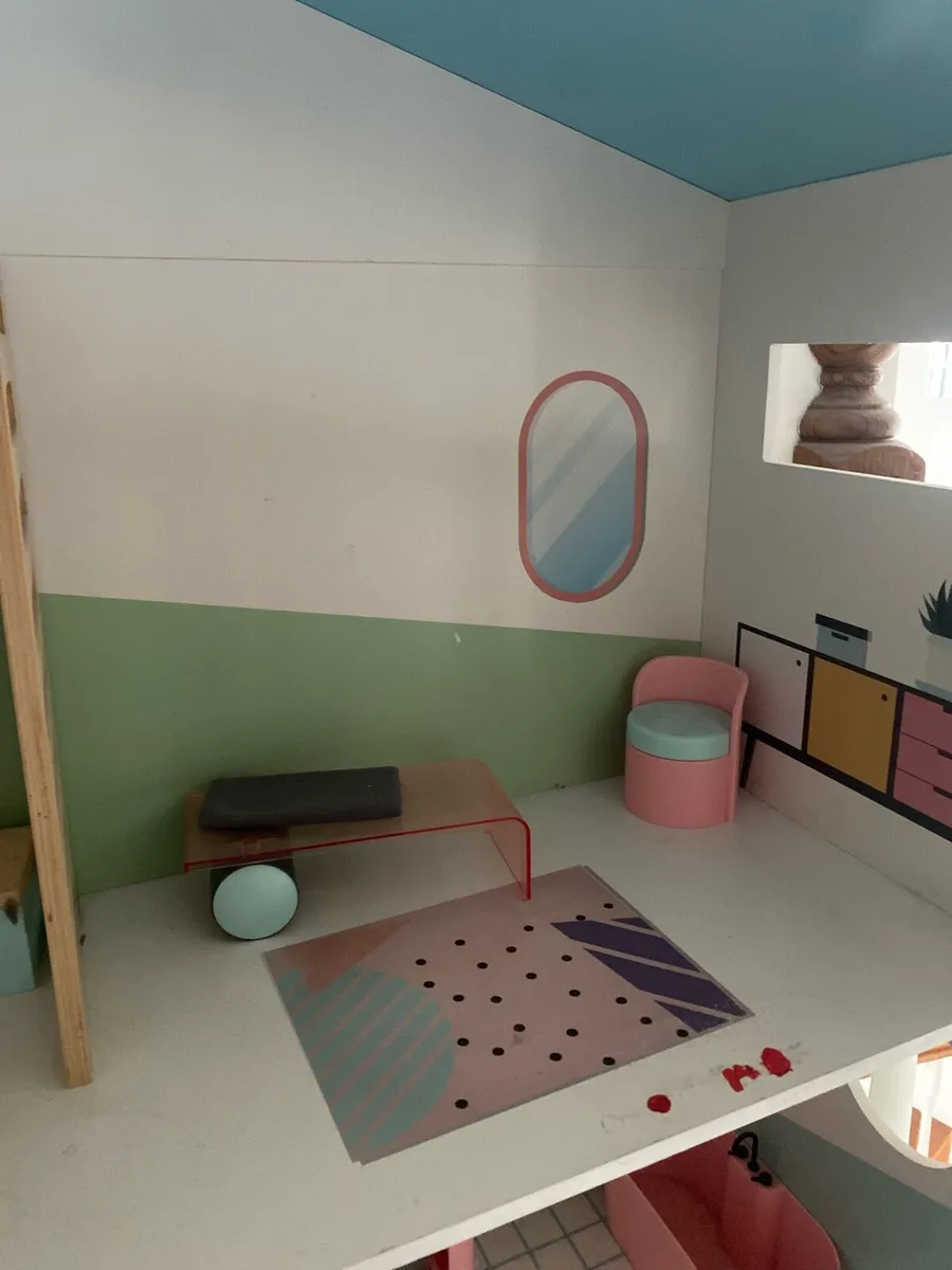Dolls house - Image 4