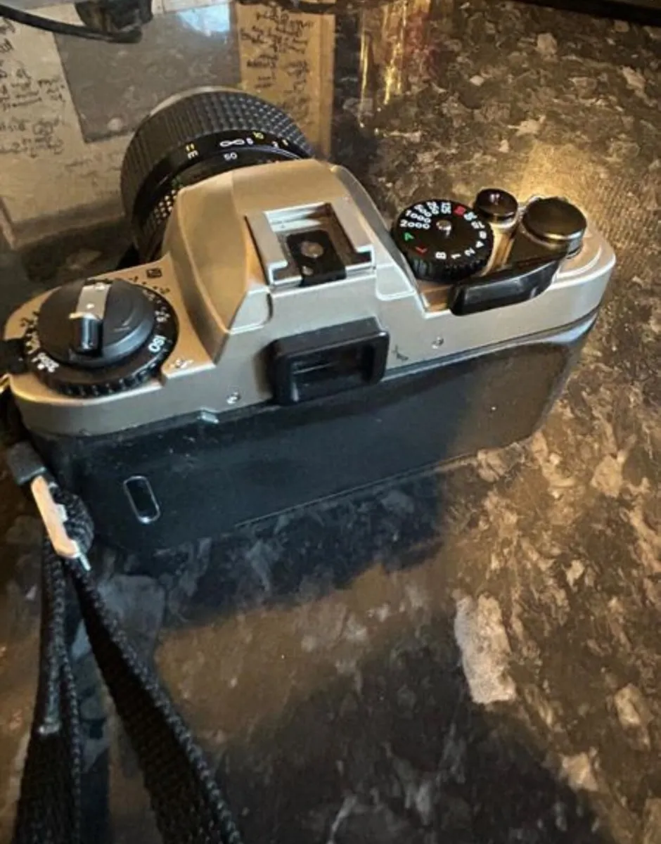 Nikon FE 10 camera for sale - Image 3