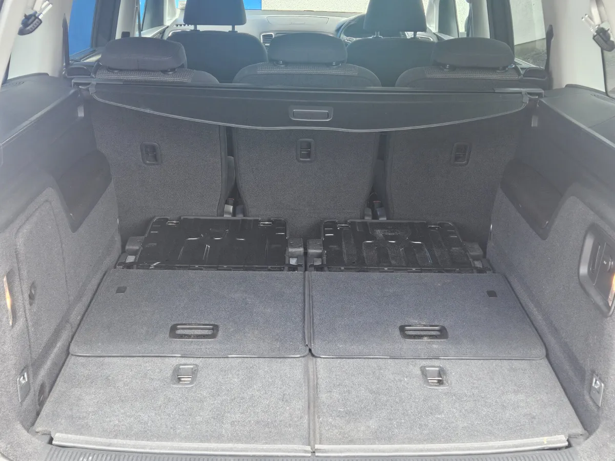 Volkswagen Sharan low mileage - Image 4