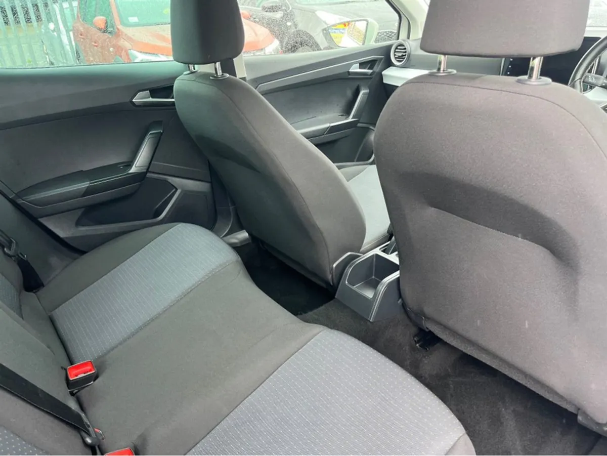 SEAT Arona PA 1.0 TSI 110HP SE  5DR Finance Avail - Image 3
