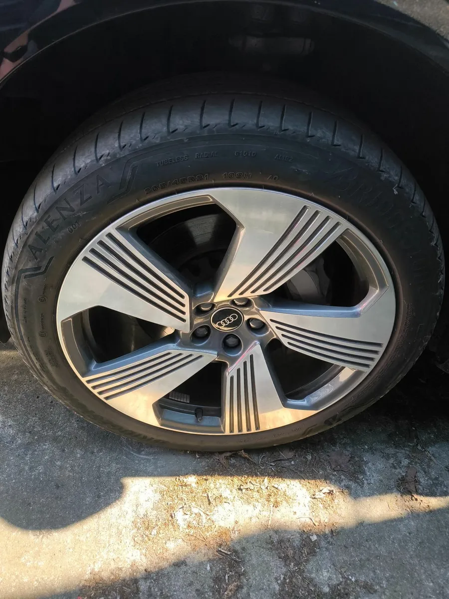 Audi Genuine E TRON wheels 265/45/21 good tyres!!! - Image 3