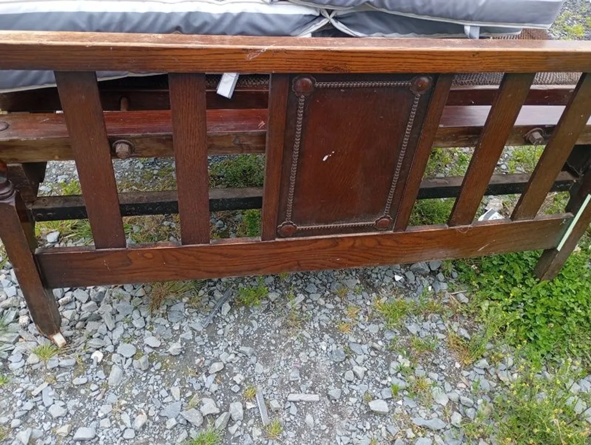Double bed with springs - Image 4