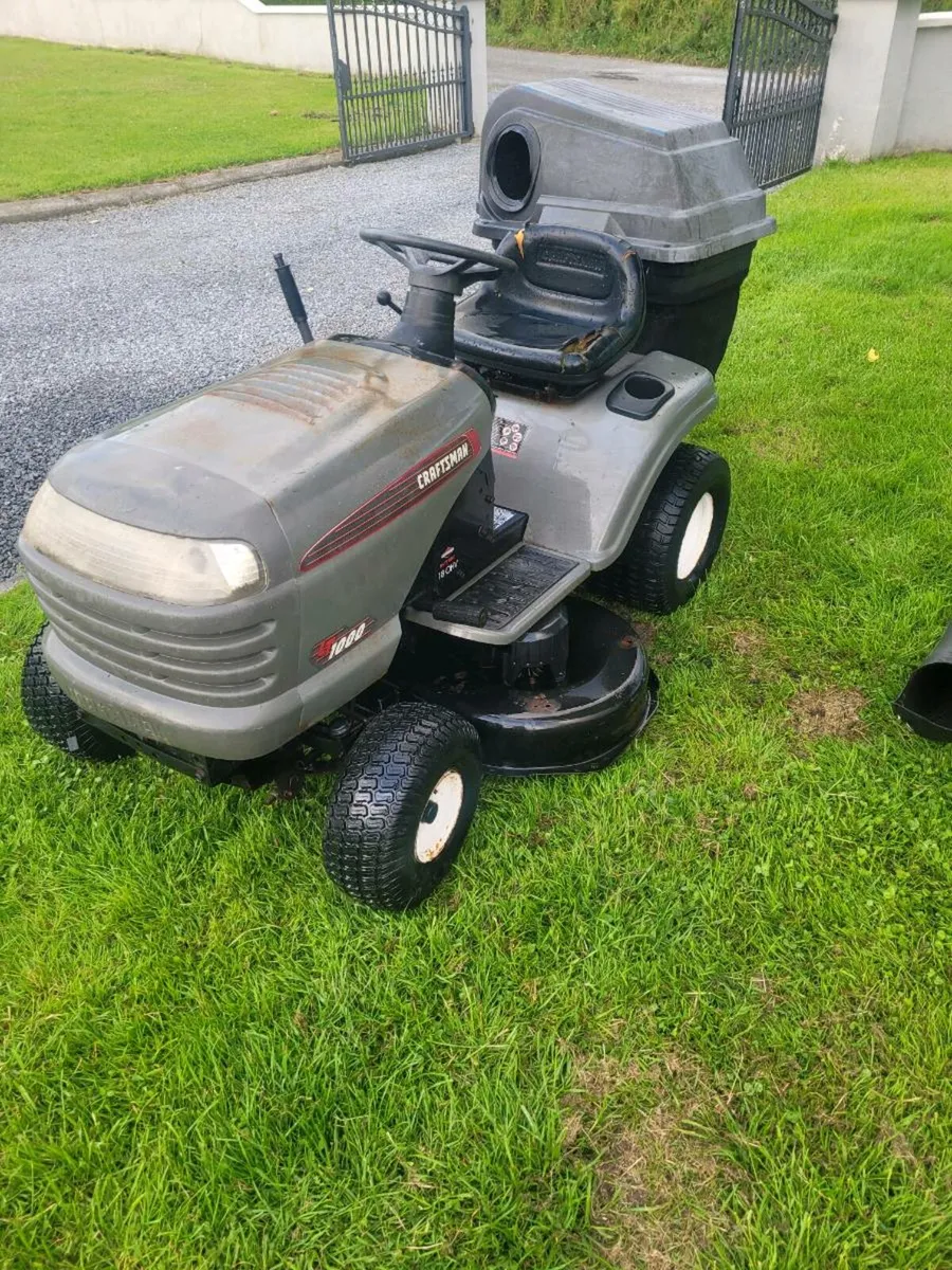 Ride on mower - Image 1