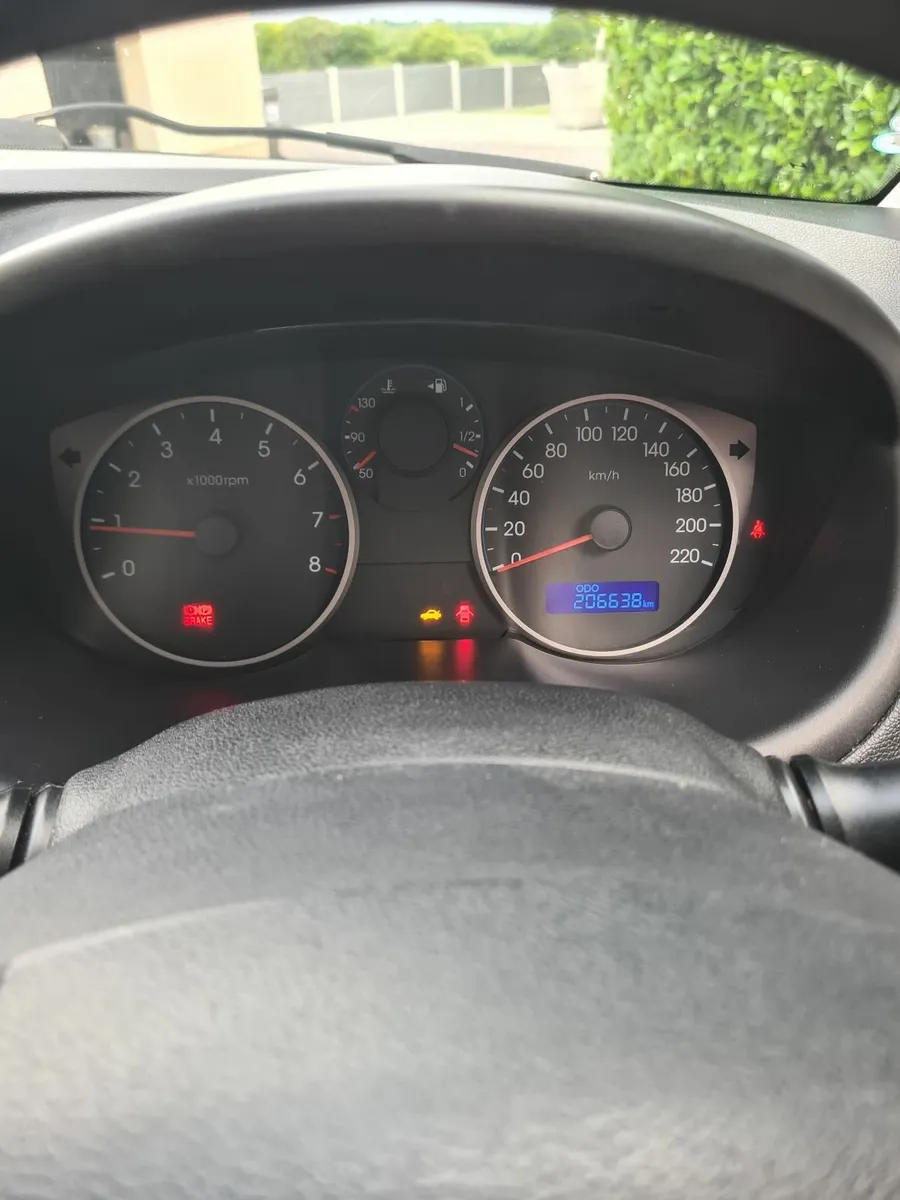 Hyundai i20 2011 - Image 4