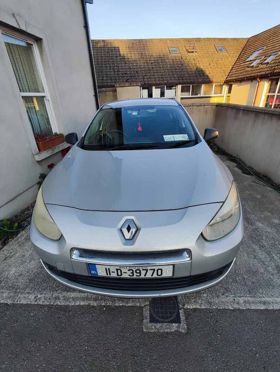 Renault Fluence 2011 - Image 1