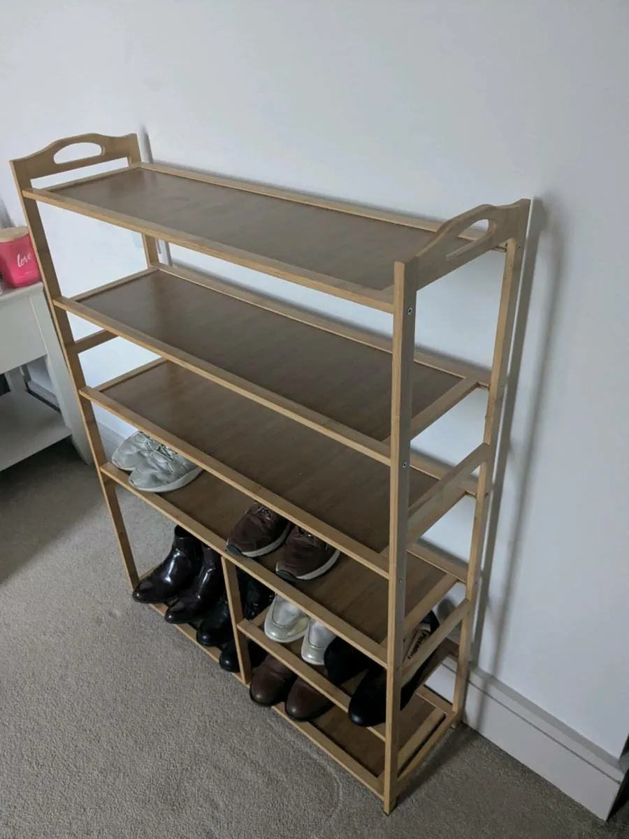Shoe rack - Image 1