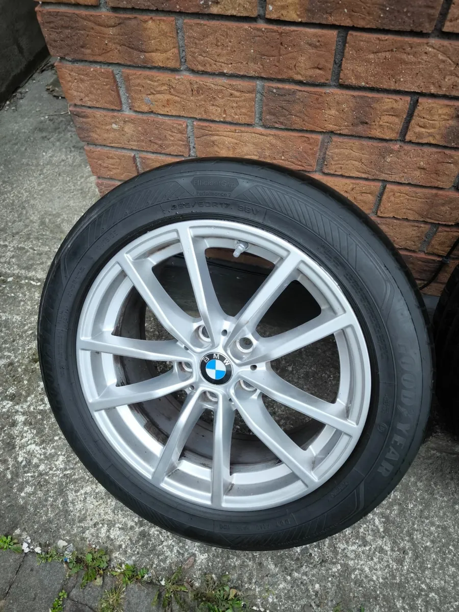 BMW 3 series genuine wheels alloys 5x112 225/50/17 - Image 2