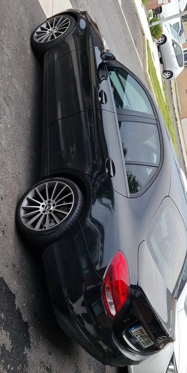 Mercedes-Benz C-Class 2017 - Image 1