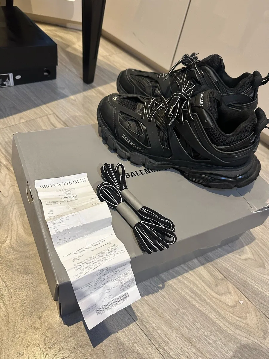 Balenciaga track runs authentic - Image 1