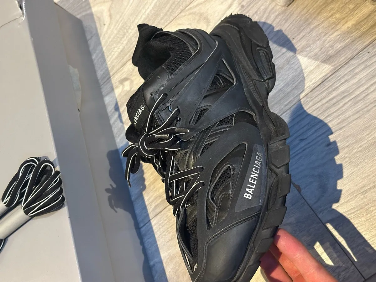 Balenciaga track runs authentic - Image 3