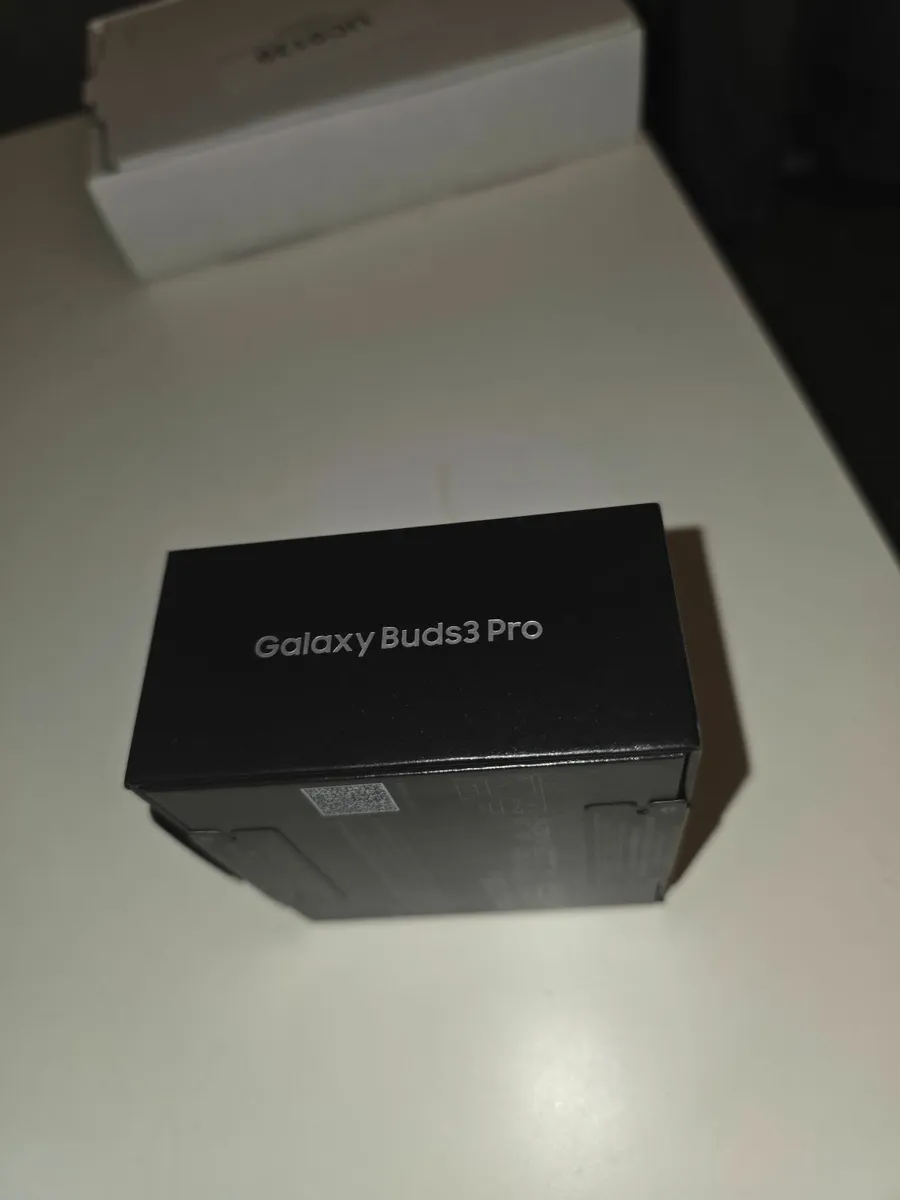 Samsung Galaxy Buds3 Pro - Image 2