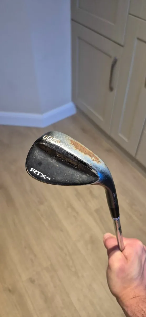 Cleveland RTX 4 Wedge – 60° Black Finish - Image 1