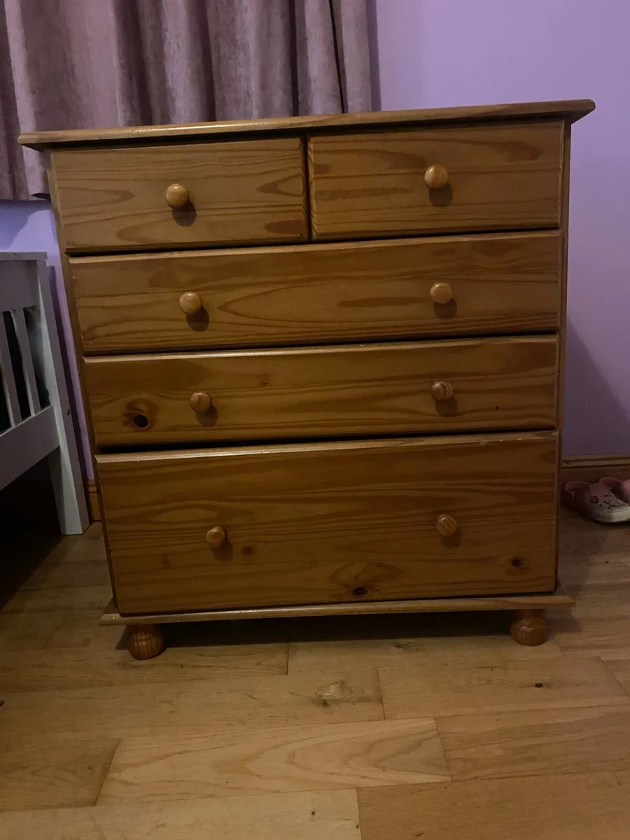 Dresser - Image 1