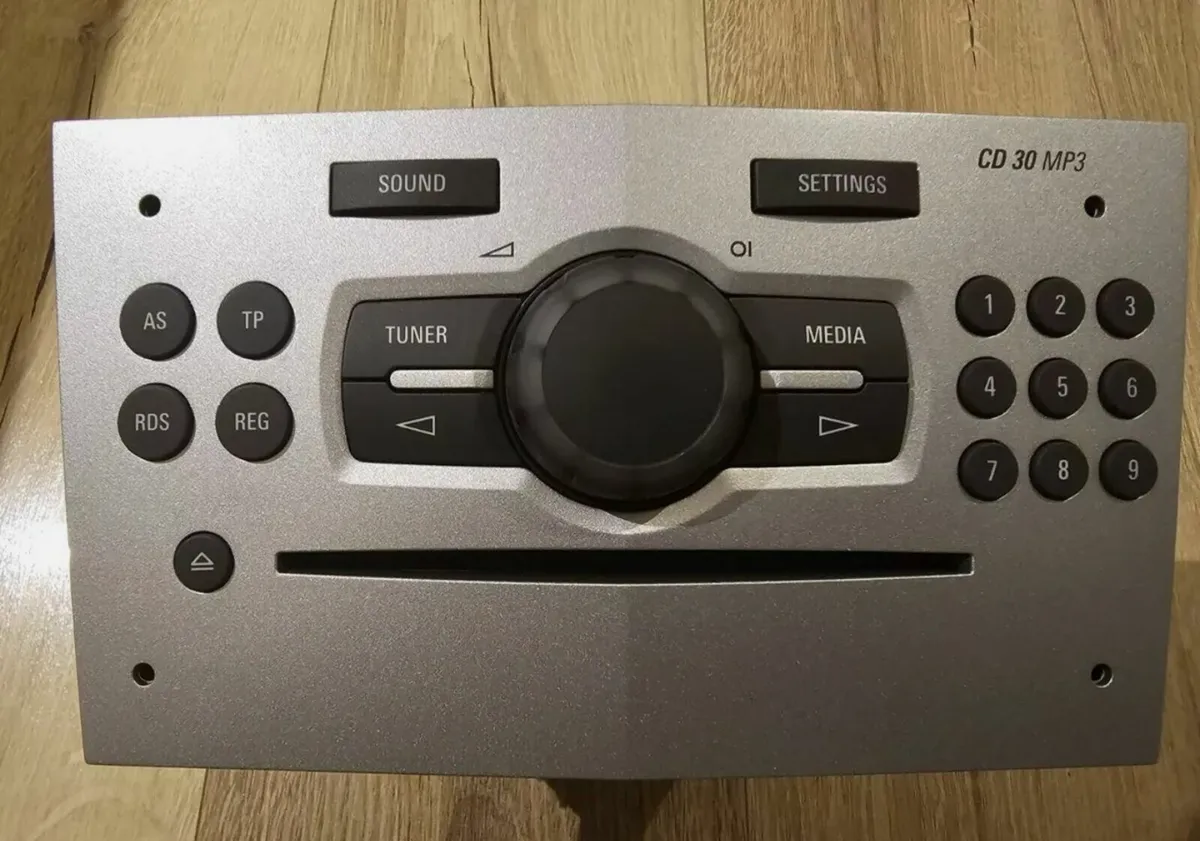 Opel Corsa D Radio - Image 3