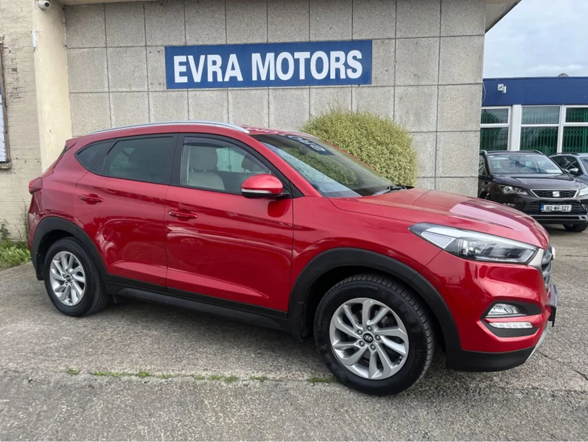 Hyundai Tucson Automatic 4WD Executive 2.0 Diesel - Image 3