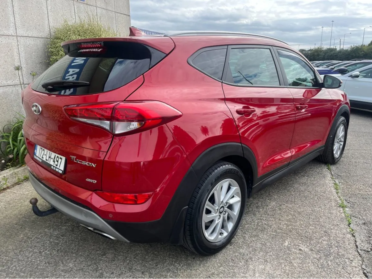 Hyundai Tucson Automatic 4WD Executive 2.0 Diesel - Image 4