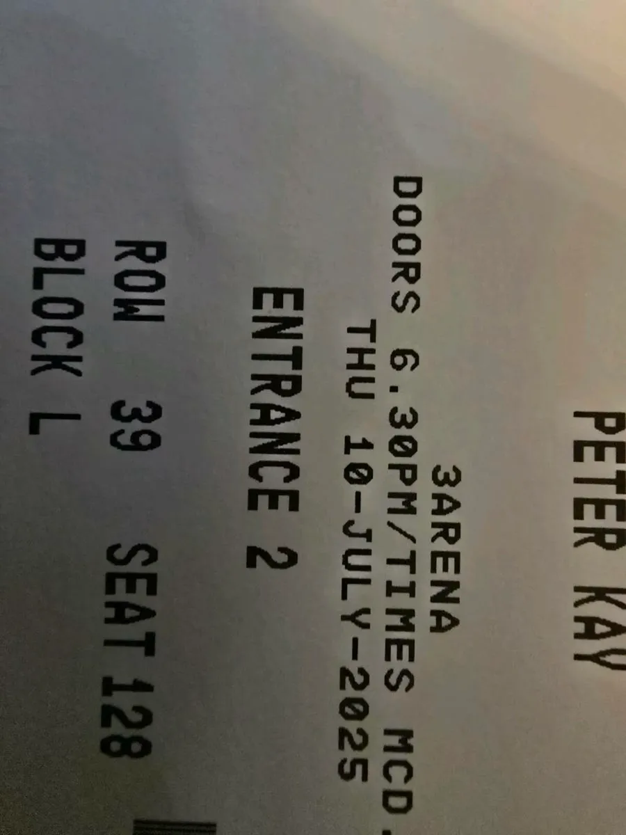 2 Peter Kay tickets - Image 2