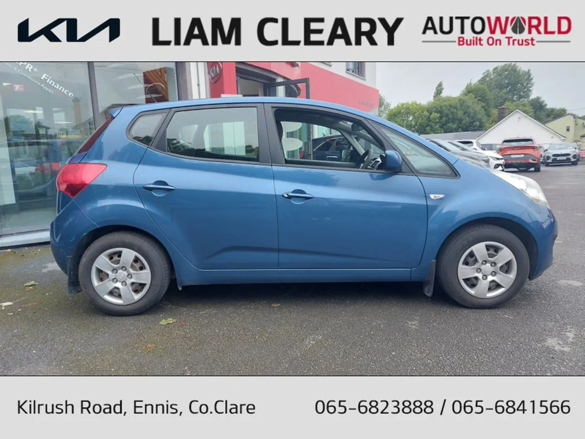 Kia Venga L 4DR - Image 2