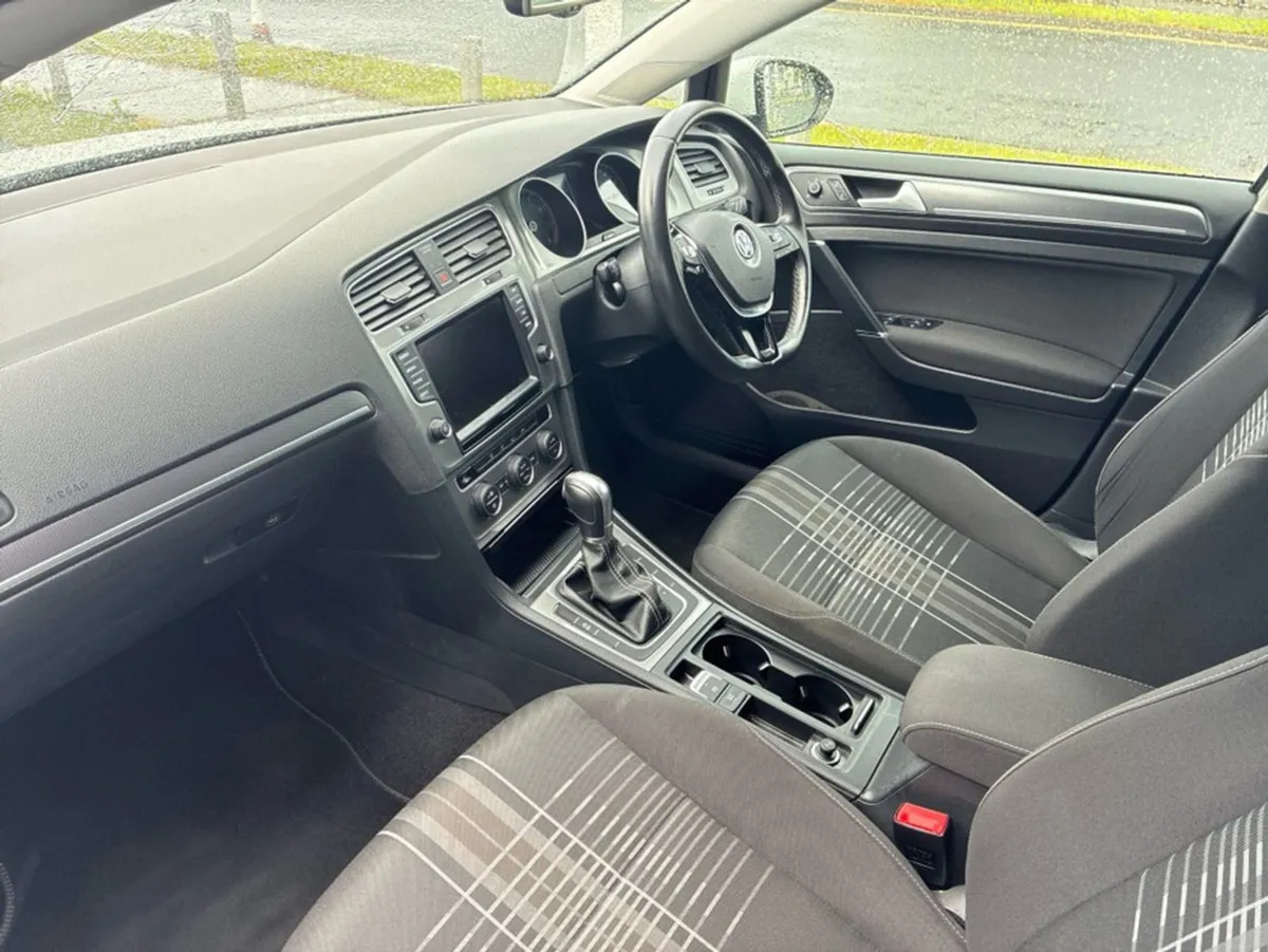Volkswagen Golf 1.4l Petrol Automatic TSI - Image 3