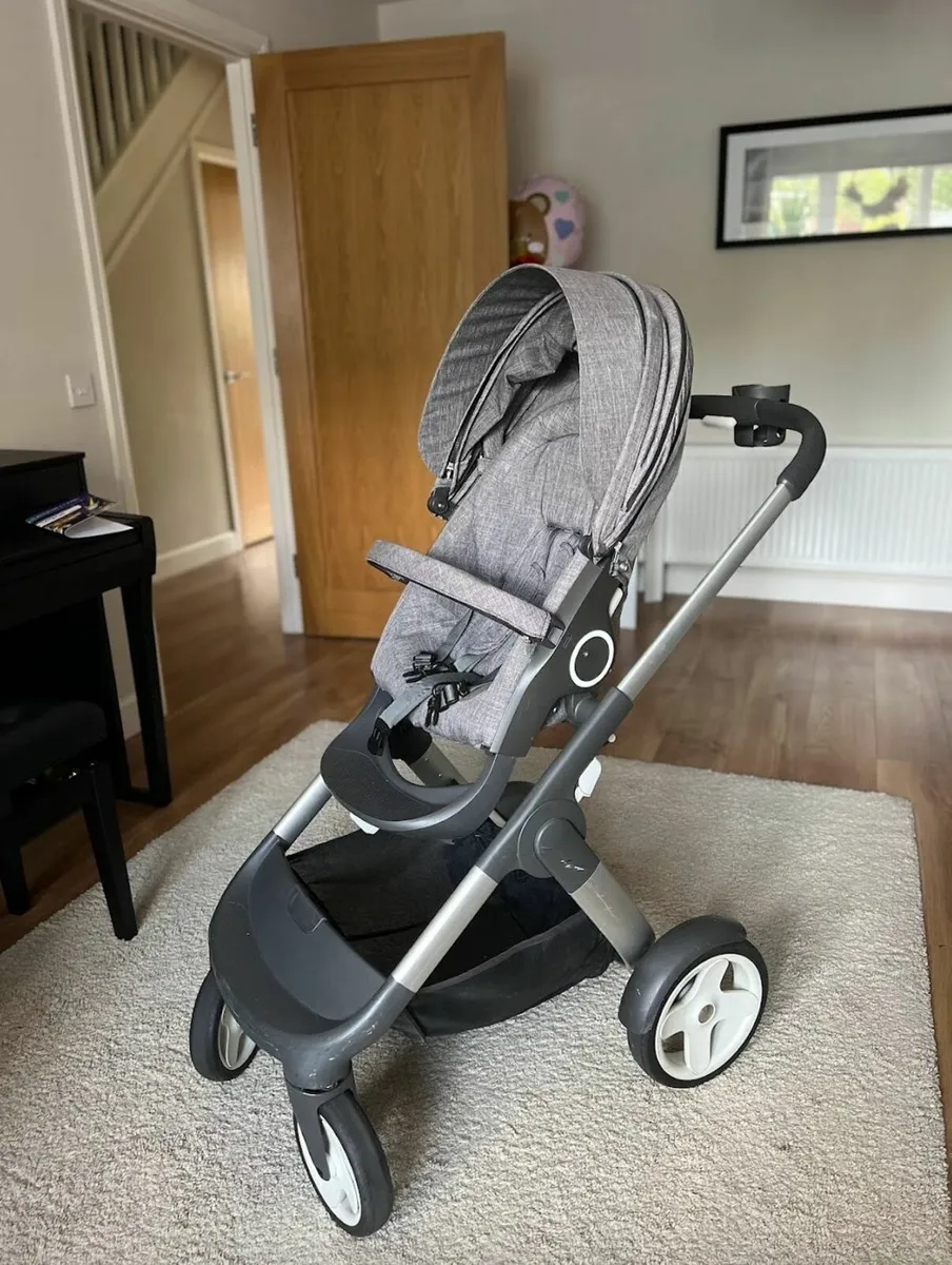 Stokke stroller+Carry cot+accessories - Image 3