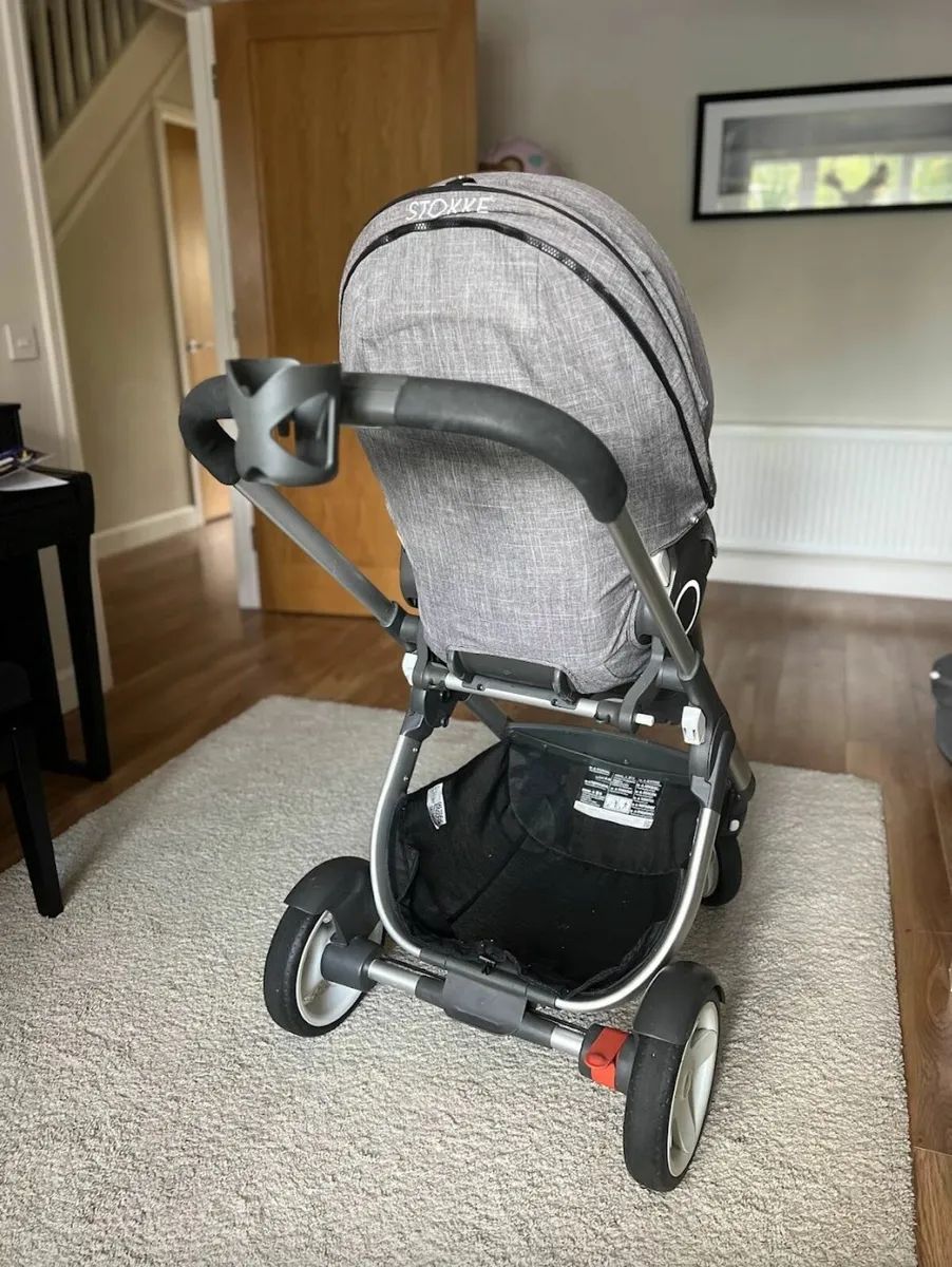 Stokke stroller+Carry cot+accessories - Image 4