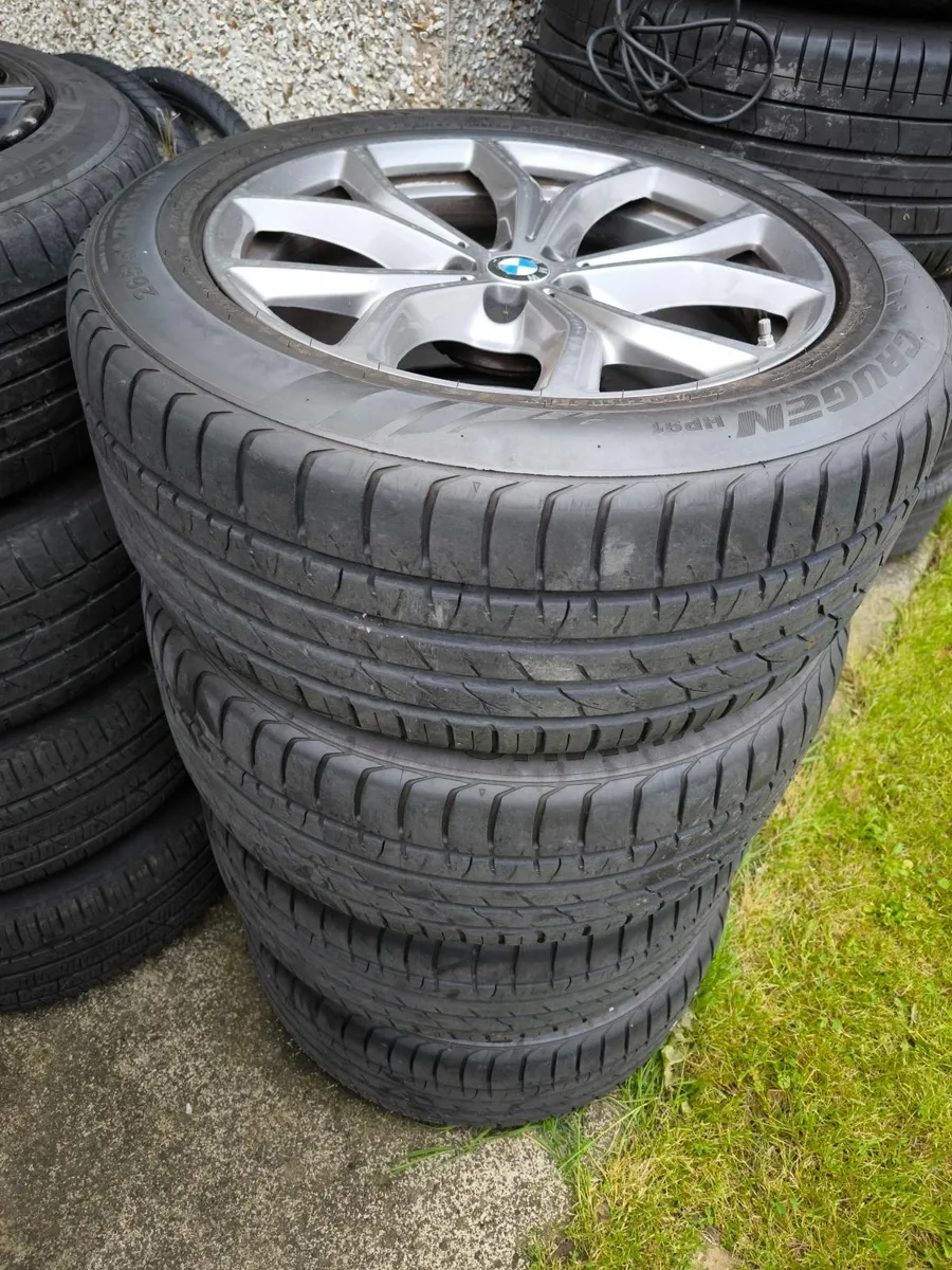 BMW X5 genuine wheels alloys 5x112 265/50/19 - Image 1