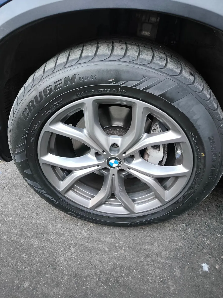 BMW X5 genuine wheels alloys 5x112 265/50/19 - Image 4