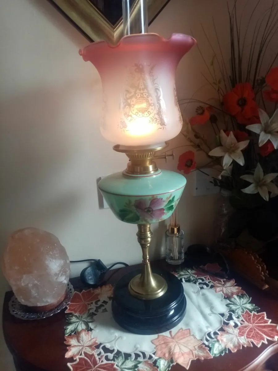 Victorian Oil Lamp - Image 1