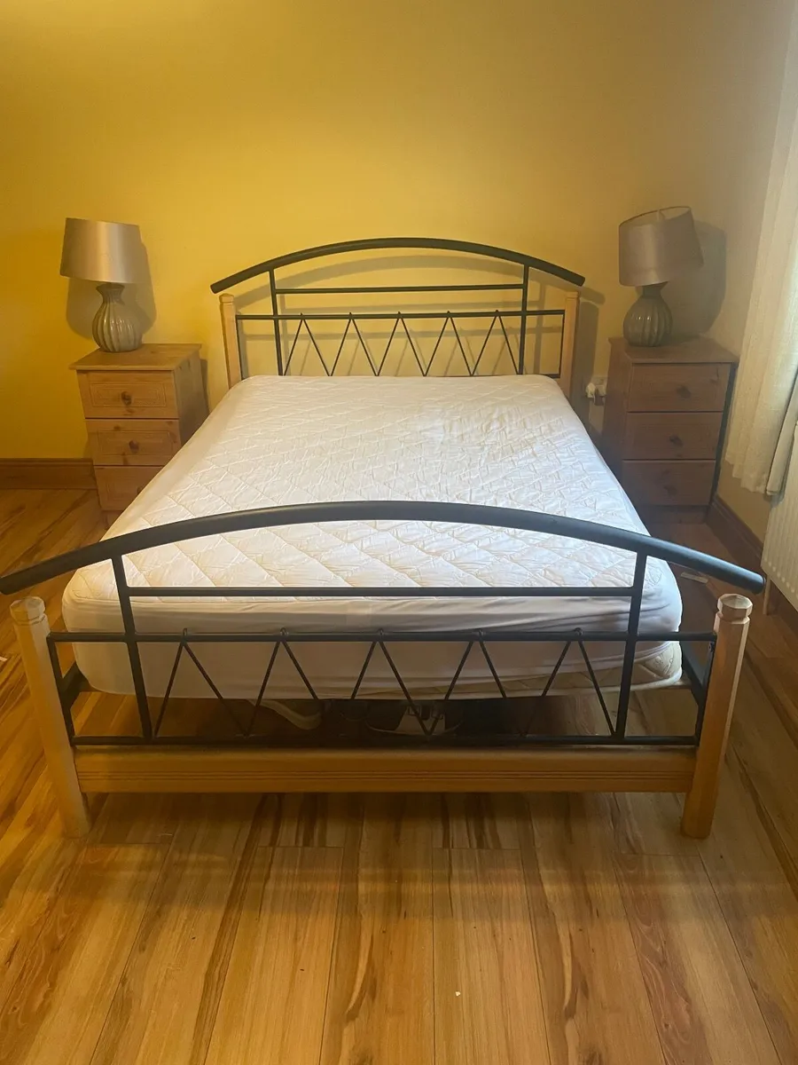 Bed - Image 2