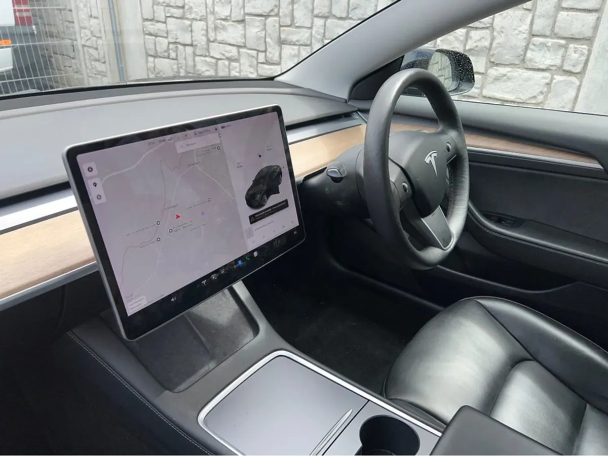 Tesla Model 3 3 Long Range AWD Duel Motor - Image 2