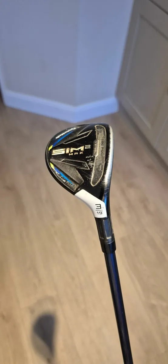 TaylorMade SIM2 Max 3 Hybrid (19° degrees) - Image 1