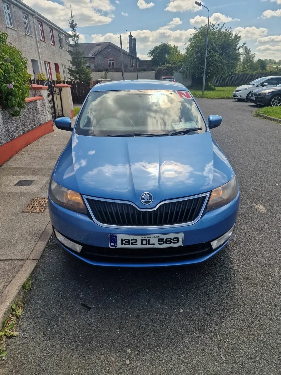 Skoda Rapid 2013 - Image 2