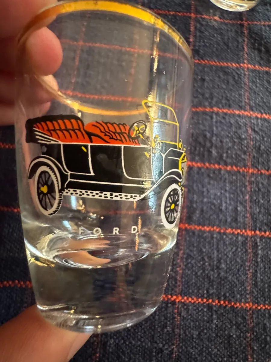 Vintage shot glasses - Image 4