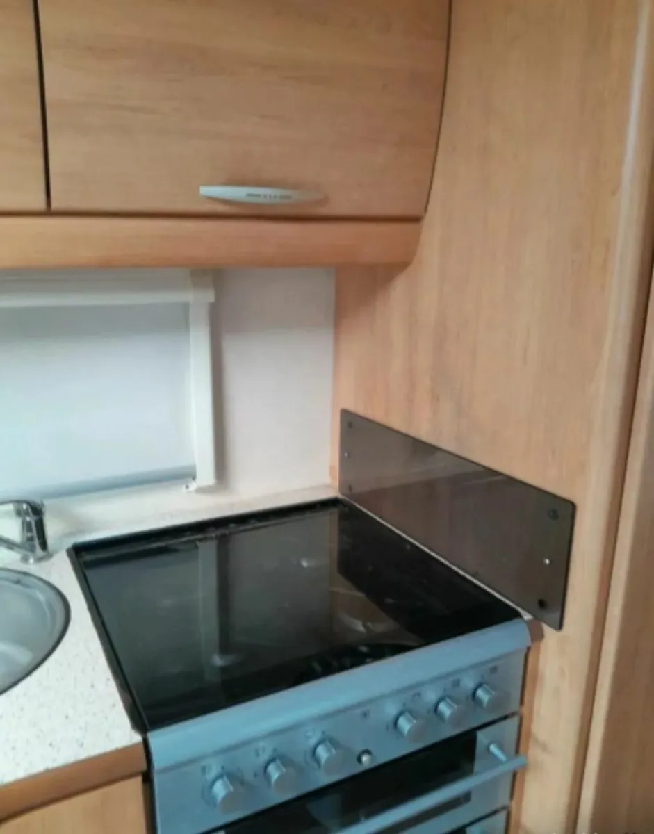 Ace Jubilee 4 Berth Cavan - Image 3
