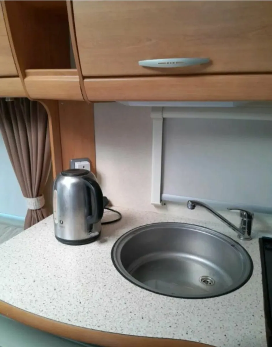 Ace Jubilee 4 Berth Cavan - Image 4