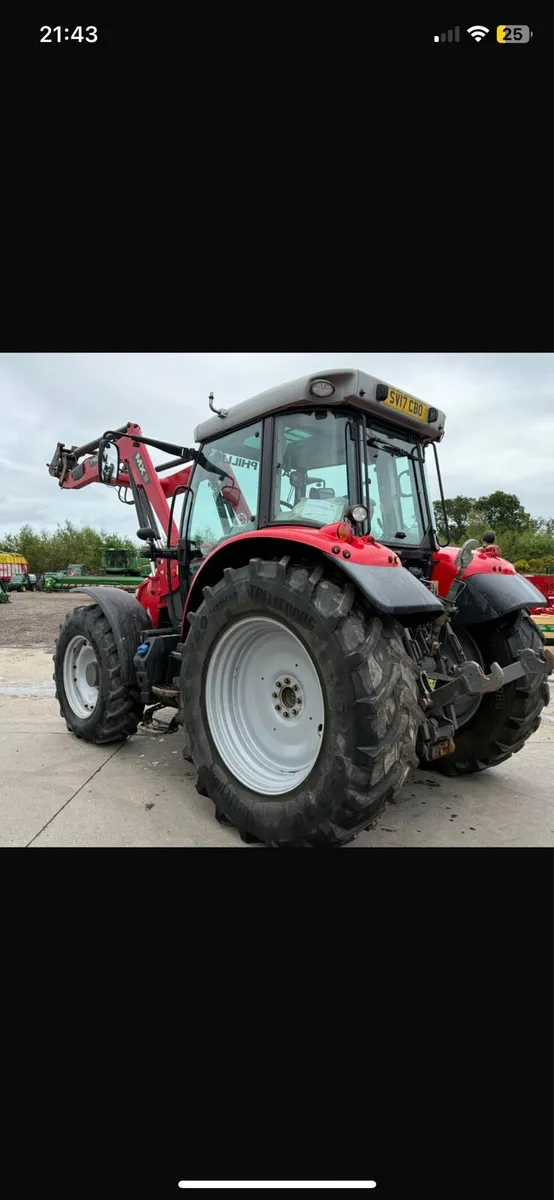 Massey Ferguson 5713sL 2017 - Image 2