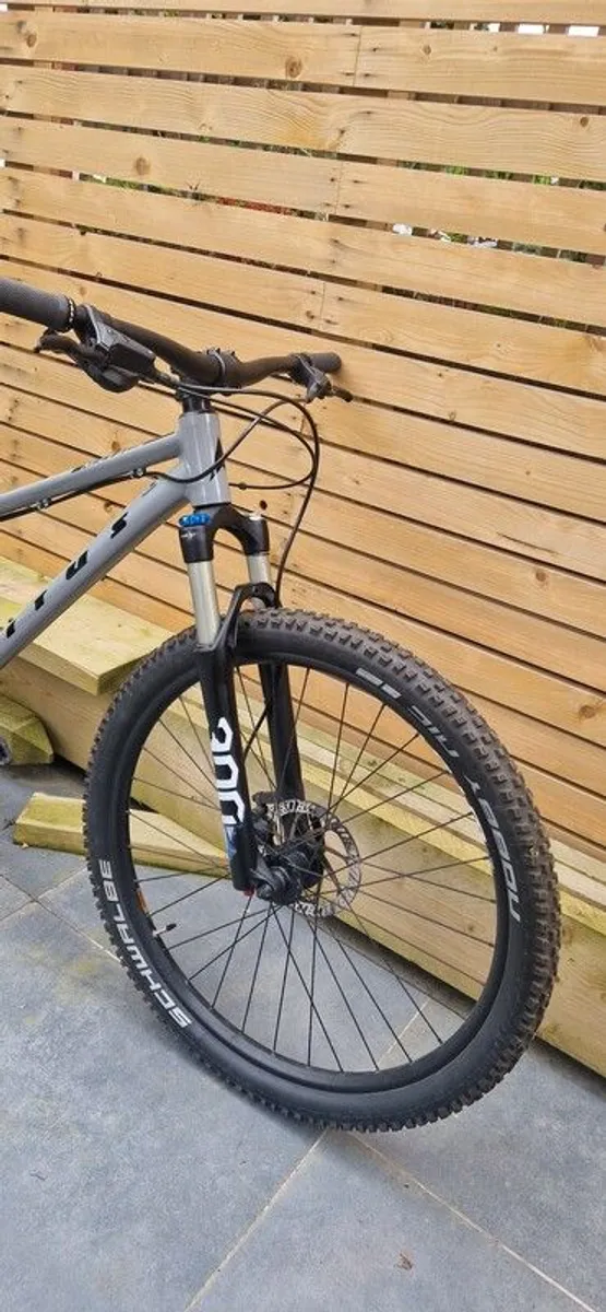 Vitus Nucles 26in Kids MTB - Image 3