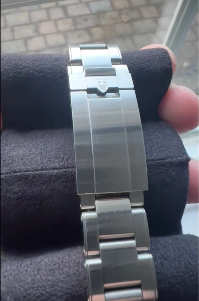 Tudor Black Bay Pro - Steel and Rubber/Leather - Image 2
