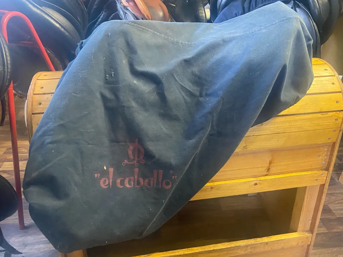 17.5 close contact Leather jumping saddle - Image 2