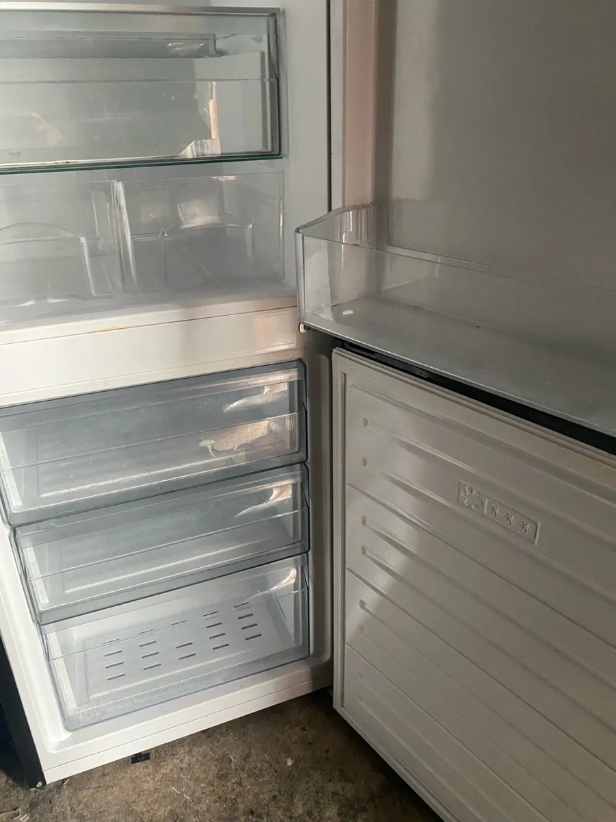 Nordmende fridge - Image 4