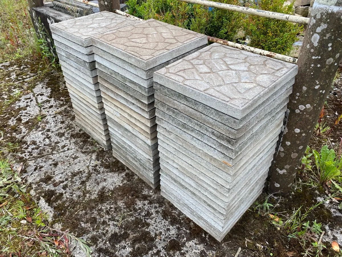 55 Paving Flags, 18 Inch x 18 Inch - Image 2