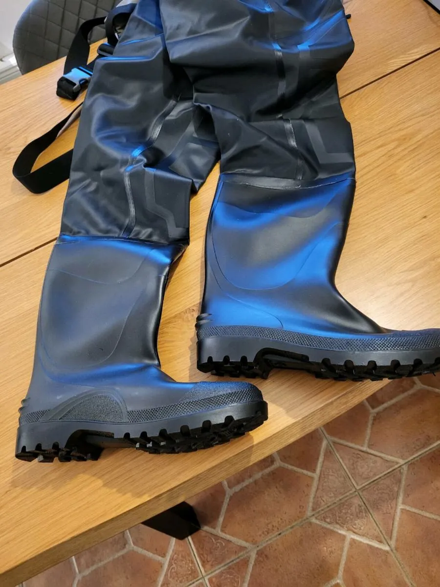 Waders - Image 4