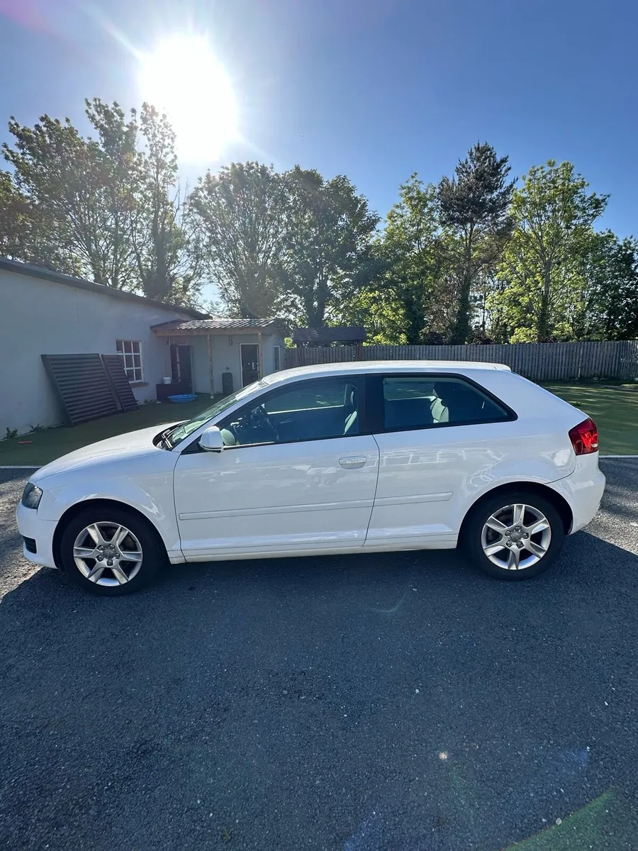 Audi A3 2010 Hatchback - Image 3
