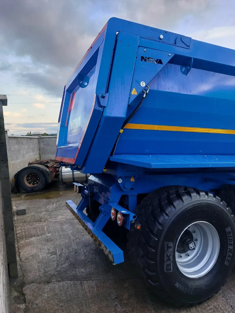 Dump Trailers - Image 4