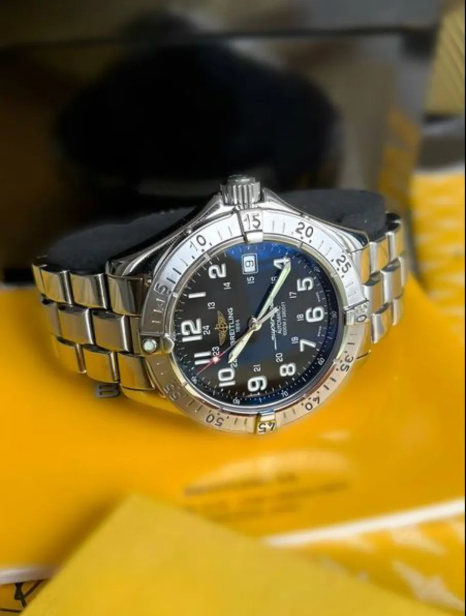 Breitling Superocean - Steel and Leather straps - Image 4