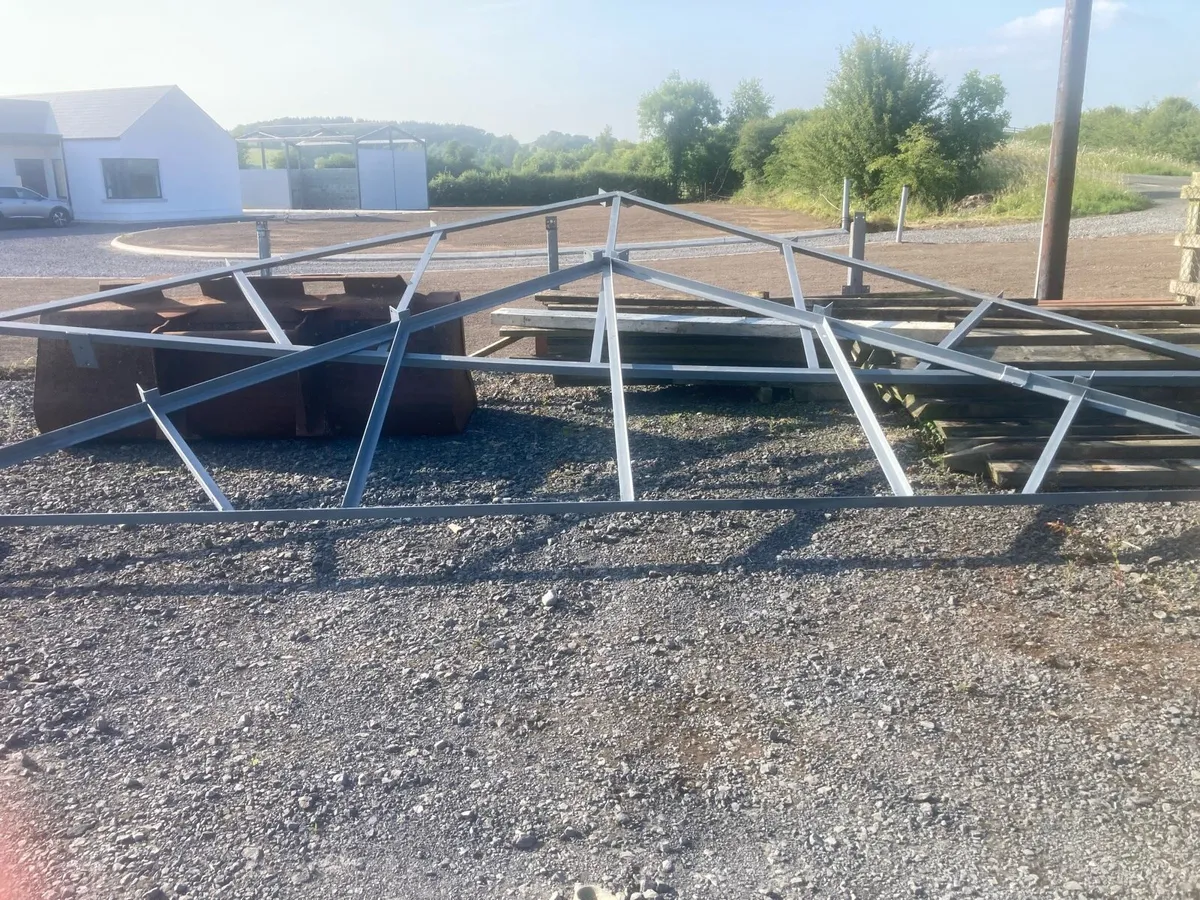 2 No. Trusses - Image 4
