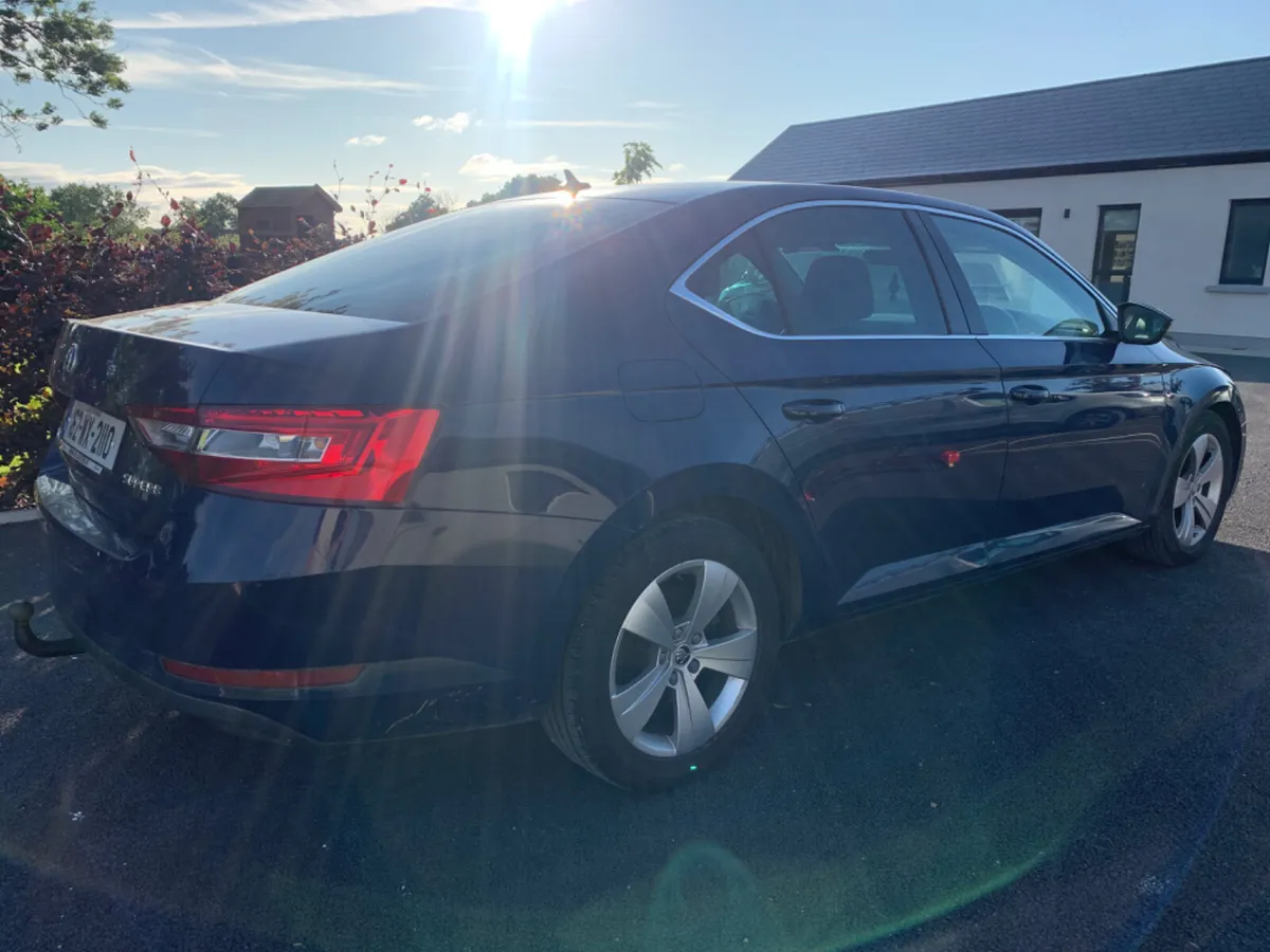 Skoda Superb 2016 DSG Auto - Image 4